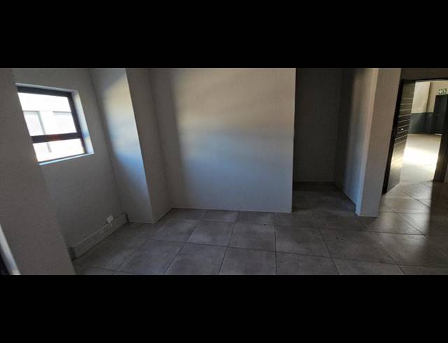 INDUSTRIAL PROPERTY TO RENT IN HALFWAY HOUSE